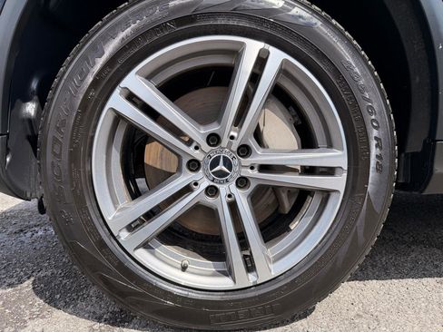 Used 2021 Mercedes-Benz GLC 300 4MATIC image 9