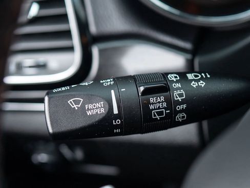 Used 2019 Jeep Grand Cherokee Trailhawk AWD/4WD image 44