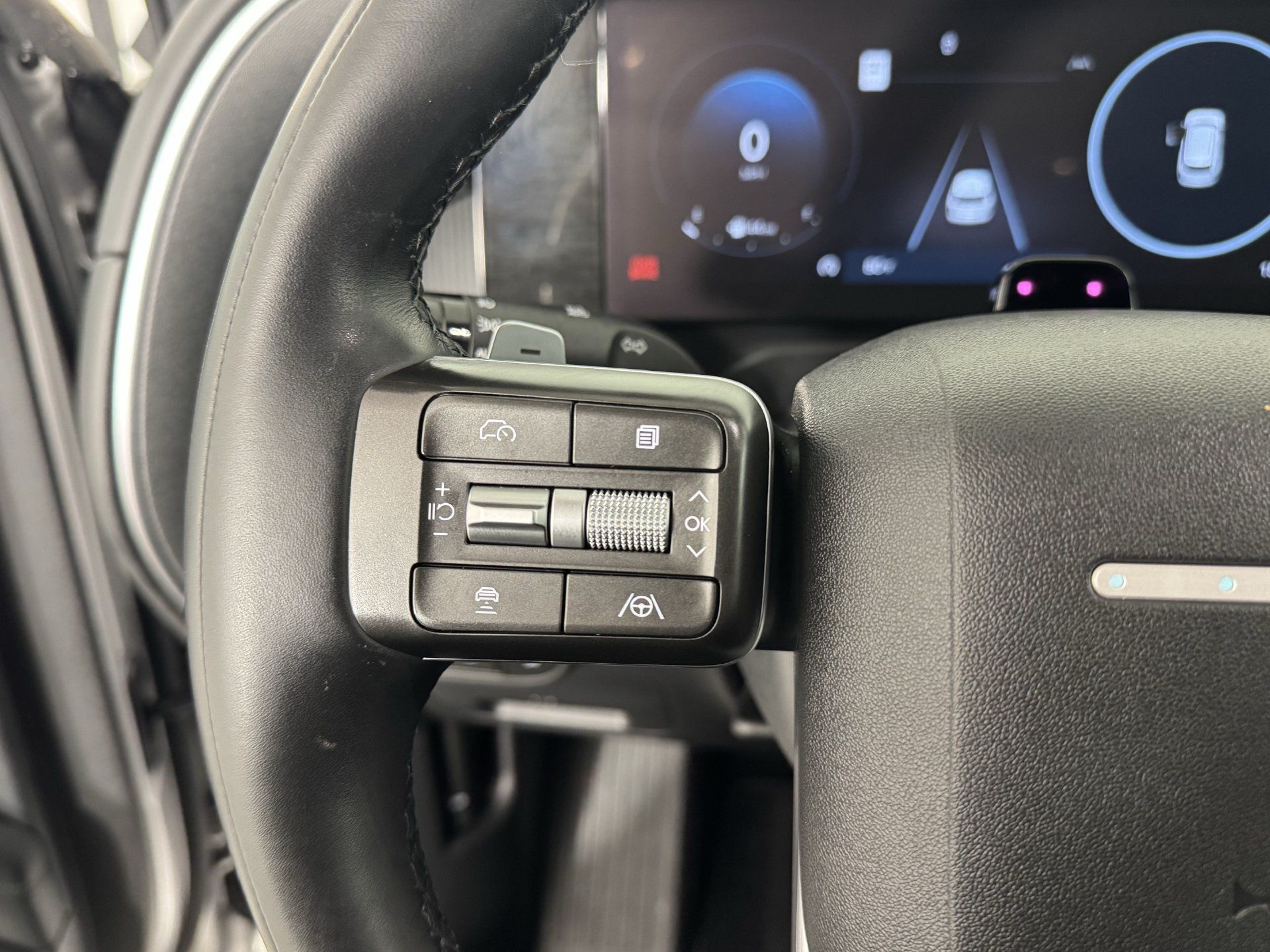 Used 2026 Hyundai Palisade Calligraphy FWD image 27