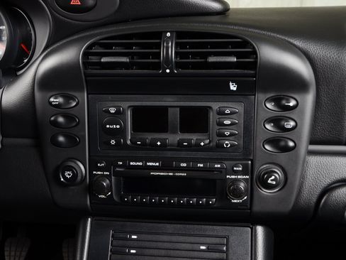 Used 2003 Porsche 911 Targa RWD image 11