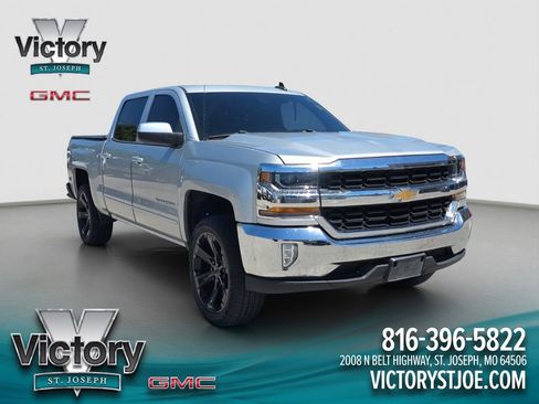 Used 2018 Chevrolet Silverado 1500 LT w/ LT Eassist Package RWD image 1