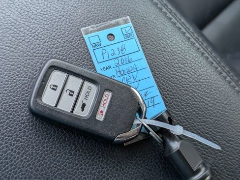 Used 2016 Honda CR-V Touring image 31