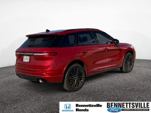 Used 2024 Lincoln Corsair Reserve w/ Jet Appearance Package image 5