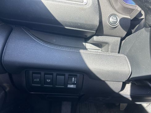 Used 2024 Subaru Ascent Limited w/ Technology Package image 17