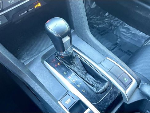 Used 2019 Honda Civic EX-L image 16
