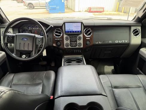 Used 2015 Ford F250 Lariat w/ Lariat Interior Package AWD/4WD image 17