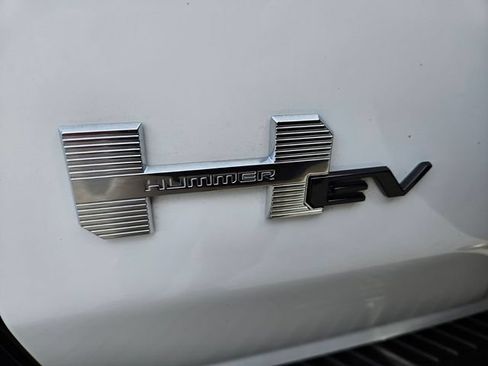 Used 2024 GMC Hummer EV 3X AWD/4WD image 23