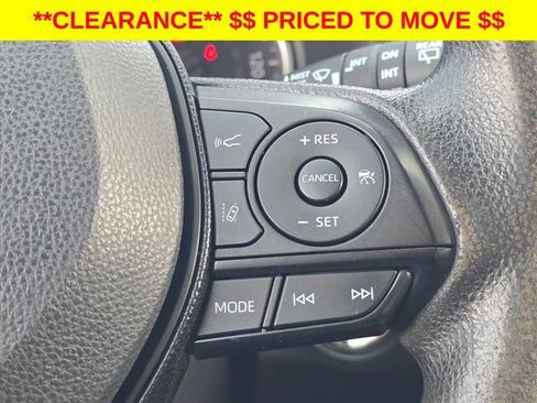 Used 2020 Toyota RAV4 XLE FWD image 22