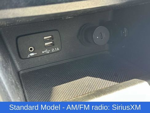 Used 2023 Subaru Forester Premium AWD/4WD image 8