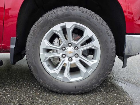 Used 2025 Chevrolet Silverado 1500 LTZ w/ Technology Package AWD/4WD image 9