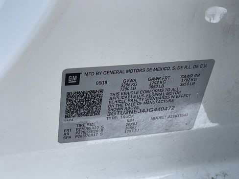 Used 2018 GMC Sierra 1500 SLT image 33