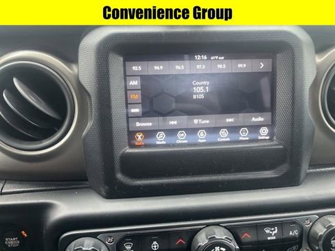 Used 2018 Jeep Wrangler Unlimited Sport S image 9