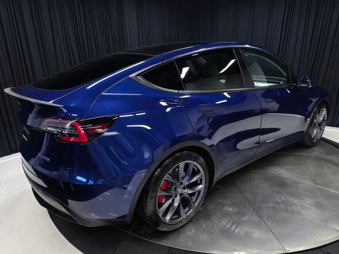 Used 2020 Tesla Model Y Performance image 41
