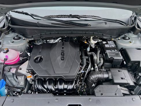 Used 2025 Hyundai Tucson SE image 31