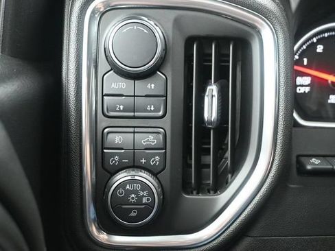Used 2019 Chevrolet Silverado 1500 High Country w/ High Country Premium Package AWD/4WD image 26