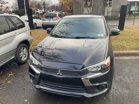 Used 2016 Mitsubishi Outlander Sport SE image 2
