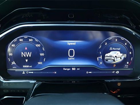 Used 2024 Chevrolet Silverado 1500 LT image 24