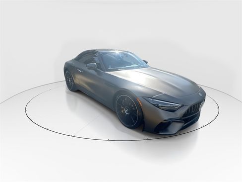 Used 2022 Mercedes-Benz SL 63 AMG 4MATIC image 2