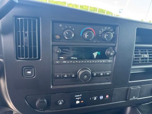Used 2025 Chevrolet Express 2500 w/ Driver Convenience Package RWD image 20