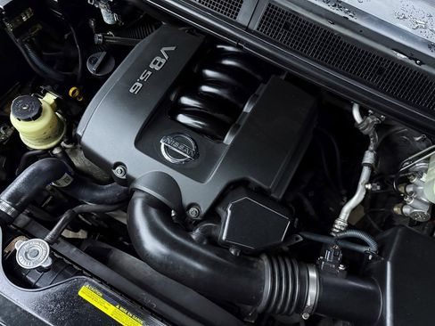 Used 2004 Nissan Titan LE w/ (NAV) Nissan Navigation Pkg image 30