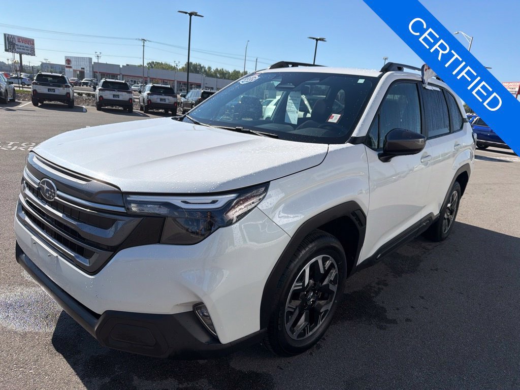 Certified 2025 Subaru Forester Premium AWD/4WD image 3