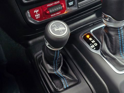 Used 2023 Jeep Wrangler Unlimited Rubicon 4xe w/ Safety Group image 36