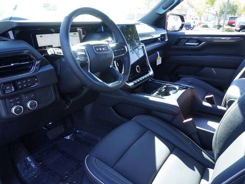 New 2026 GMC Yukon XL Elevation AWD/4WD image 17