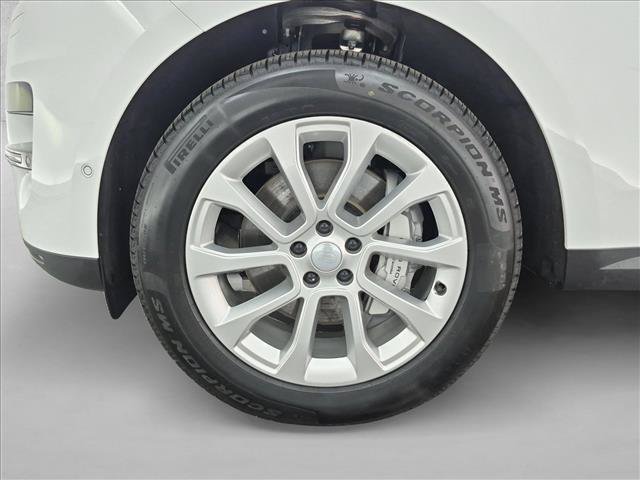 Used 2025 Land Rover Range Rover Sport SE AWD/4WD image 28