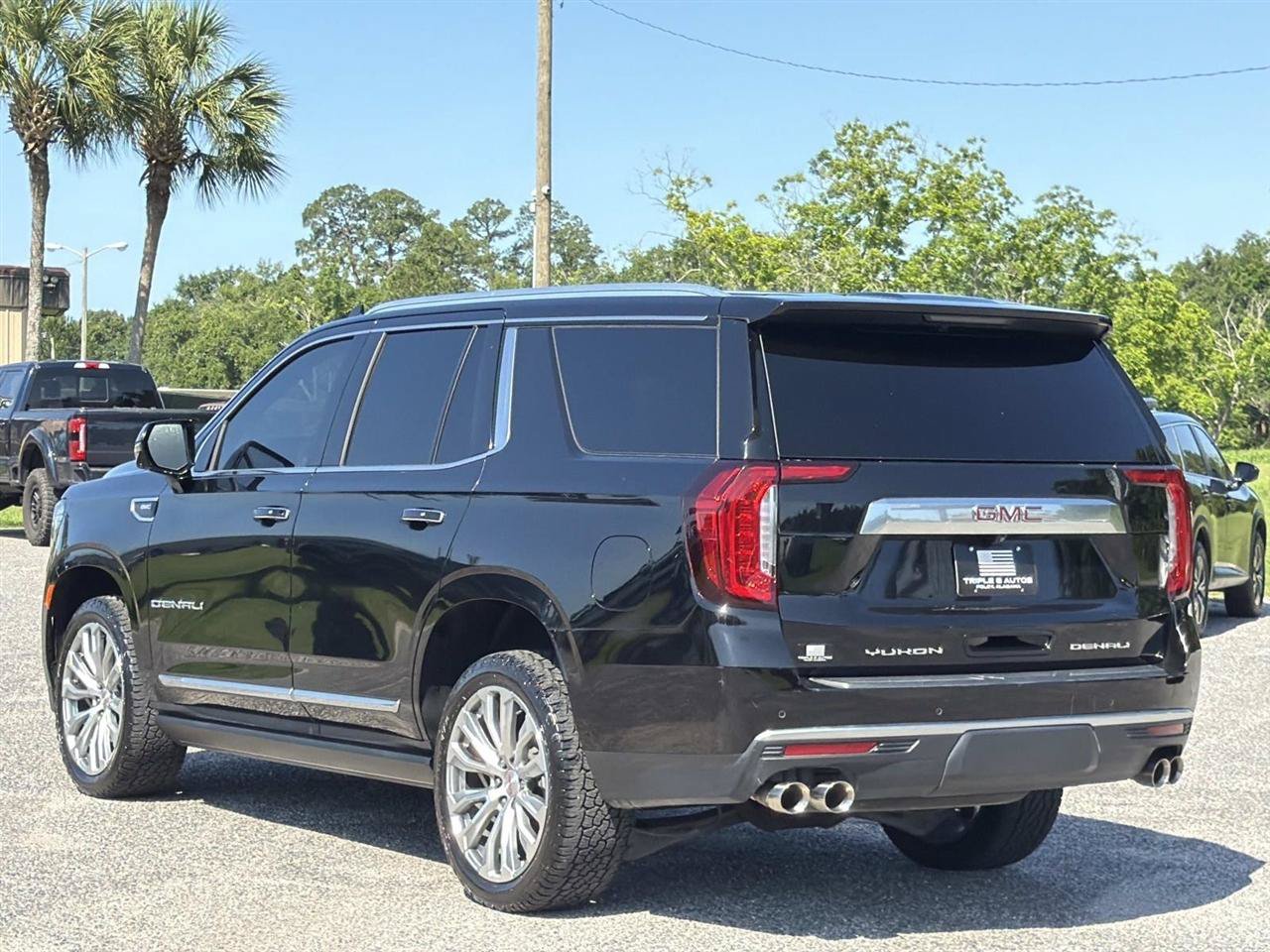 Used 2022 GMC Yukon Denali AWD/4WD image 5