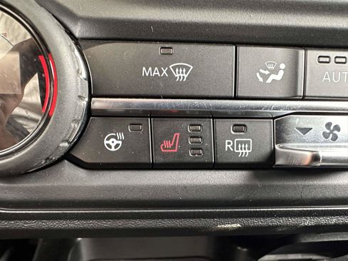 Used 2025 Ford Bronco Badlands AWD/4WD image 25