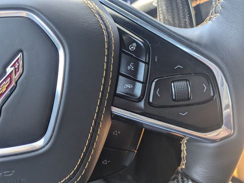 Used 2024 Chevrolet Corvette Z06 RWD image 21