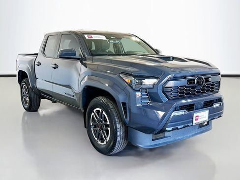 Used 2024 Toyota Tacoma TRD Sport RWD image 3
