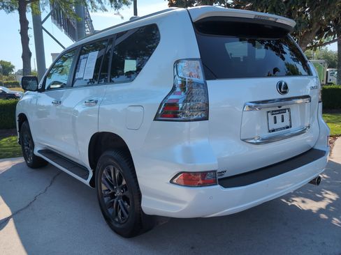 Used 2023 Lexus GX 460 Premium AWD/4WD image 8