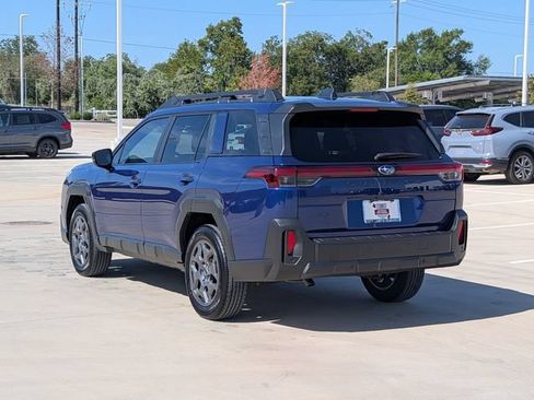 Used 2026 Subaru Outback Premium AWD/4WD image 4
