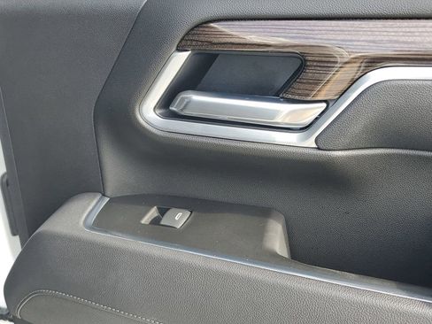 Certified 2025 Chevrolet Silverado 2500 LT image 48