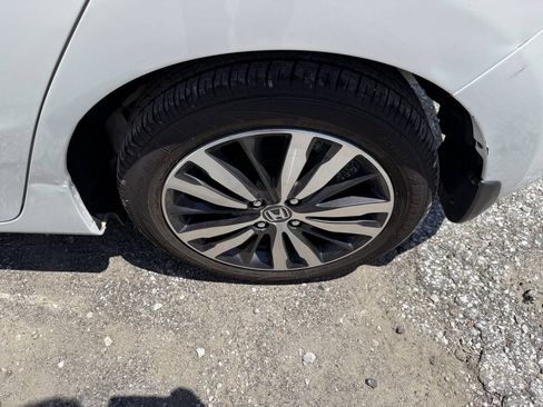 Used 2017 Honda Fit EX image 30