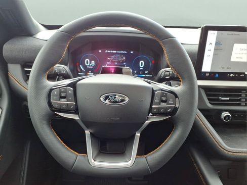 Used 2026 Ford Explorer Tremor w/ Tremor Ultimate Package AWD/4WD image 8