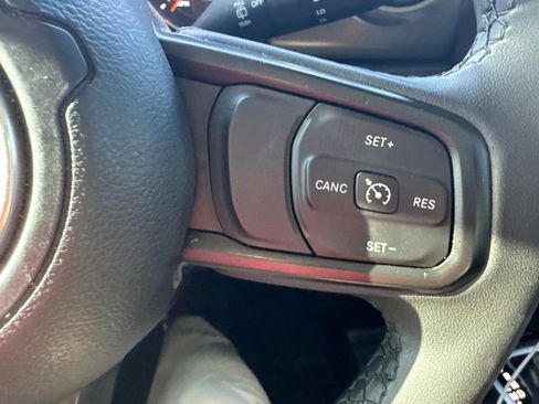 Used 2023 Jeep Wrangler Sport AWD/4WD image 21