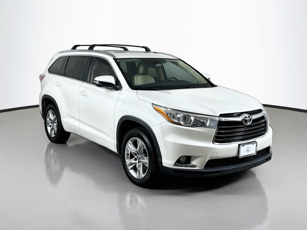 Used 2016 Toyota Highlander Limited FWD image 3