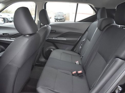 Used 2025 Nissan Kicks Play S image 14