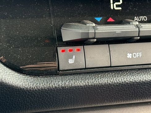 Used 2024 Toyota Tundra SR5 w/ SR5 Premium Package image 31