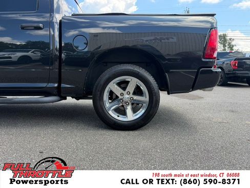 Used 2015 RAM 1500 Express AWD/4WD image 24