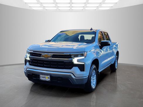 Used 2023 Chevrolet Silverado 1500 LT w/ Work Truck Package AWD/4WD image 3