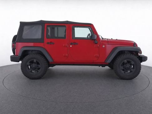 Used 2018 Jeep Wrangler Unlimited Sport S AWD/4WD image 8