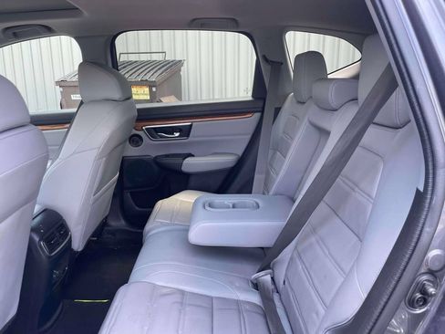 Used 2018 Honda CR-V Touring image 7