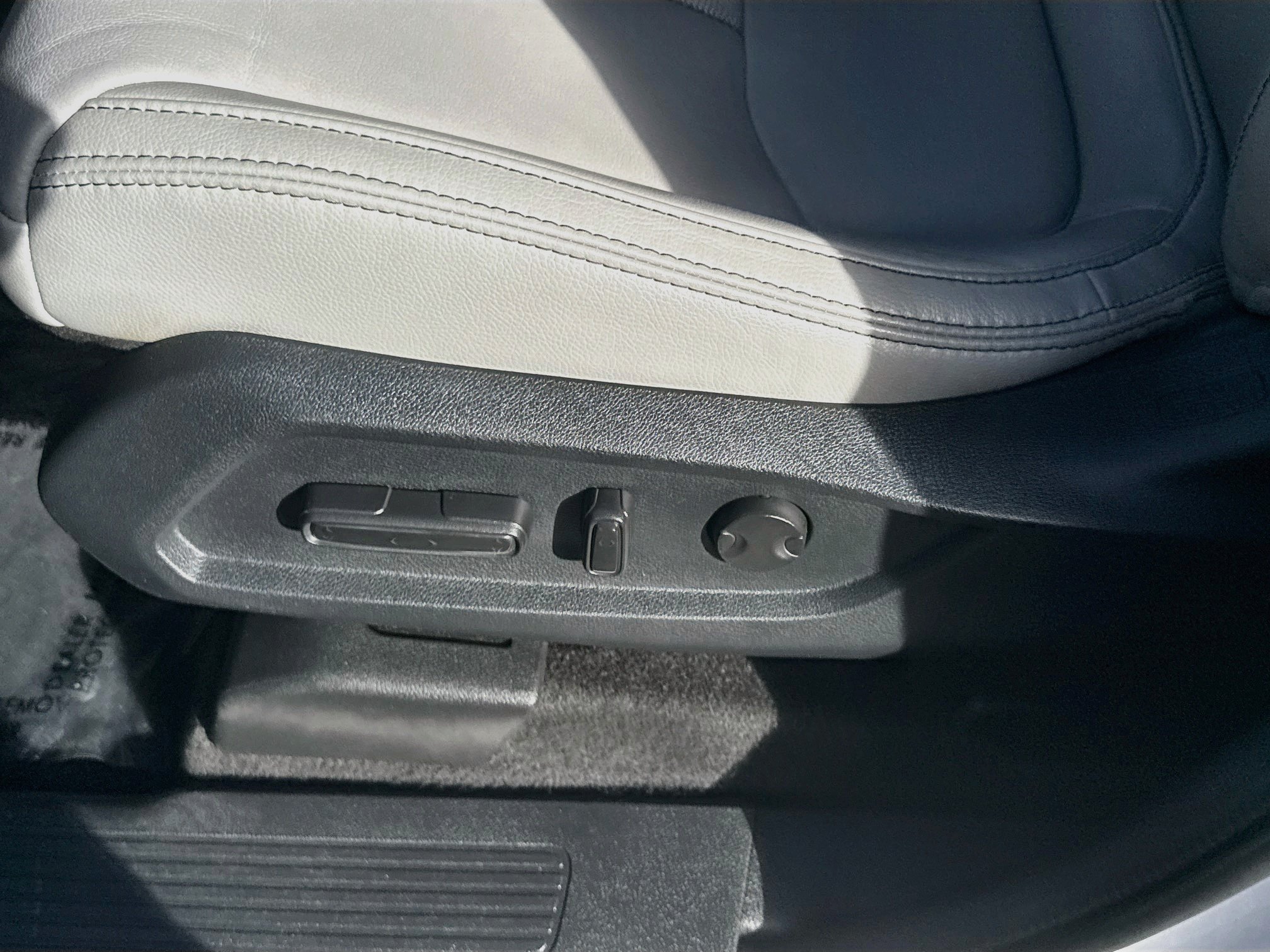 Certified 2024 Honda Pilot EX-L image 17