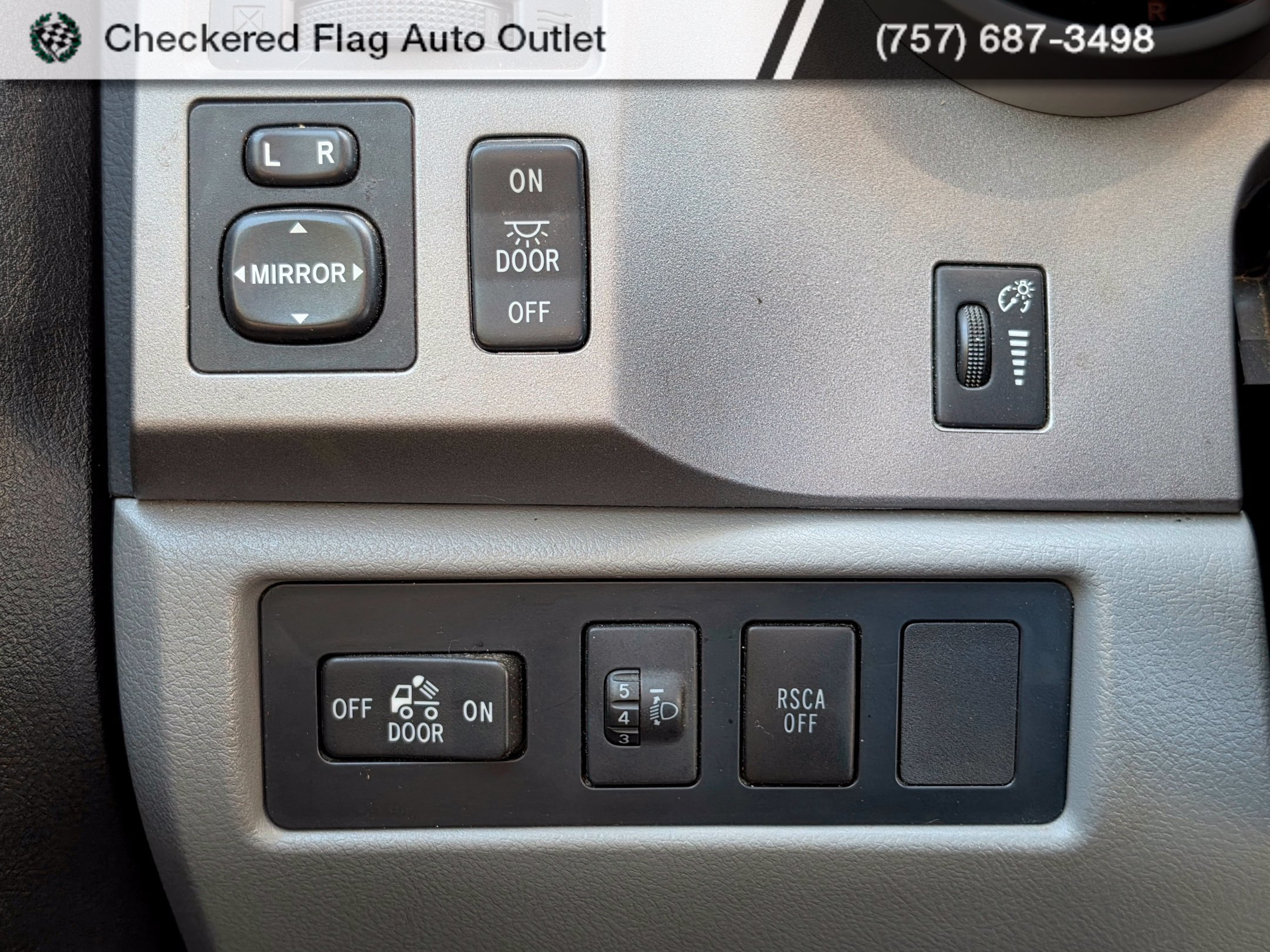 Used 2012 Toyota Tundra 4x4 Double Cab w/ Tow Pkg image 11