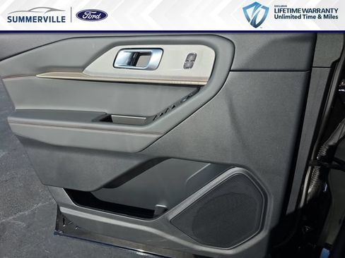 New 2026 Ford Explorer Active RWD image 29