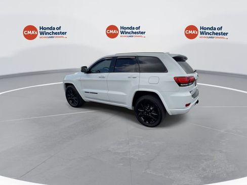 Used 2020 Jeep Grand Cherokee Altitude image 7