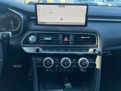 Used 2023 Genesis G70 2.0T w/ Sport Prestige Package image 18